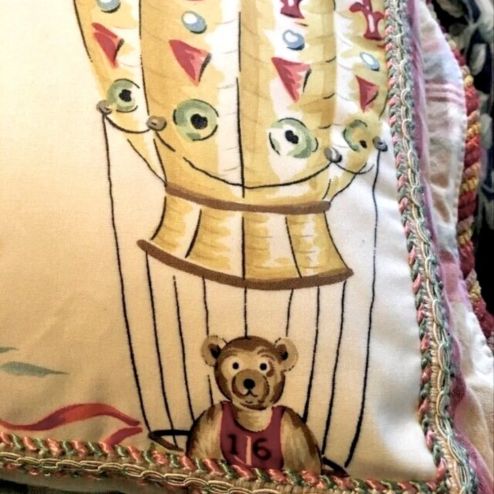 NWT Pair SWEET DREAMS Designer Pillows 